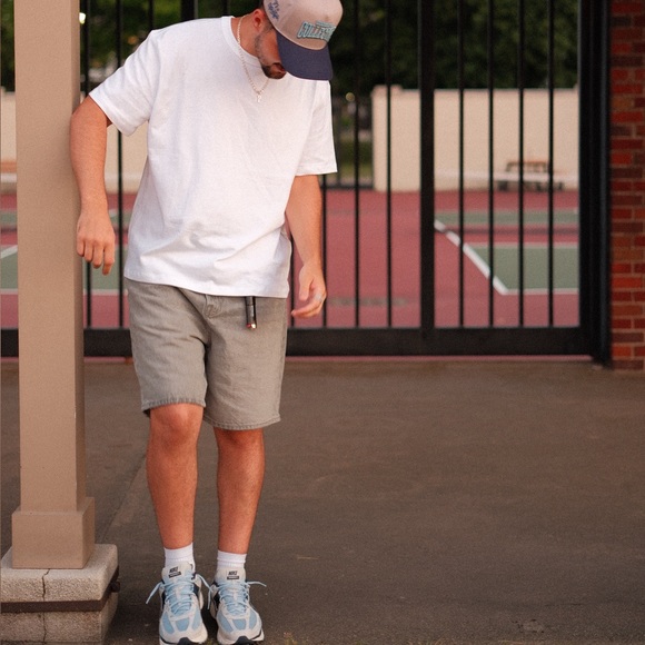 Meet your Posher, Mike - Picture 1 of 1